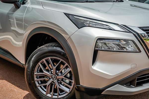 2024 Nissan X-TRAIL ST T33