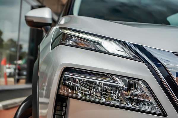 2024 Nissan X-TRAIL ST T33