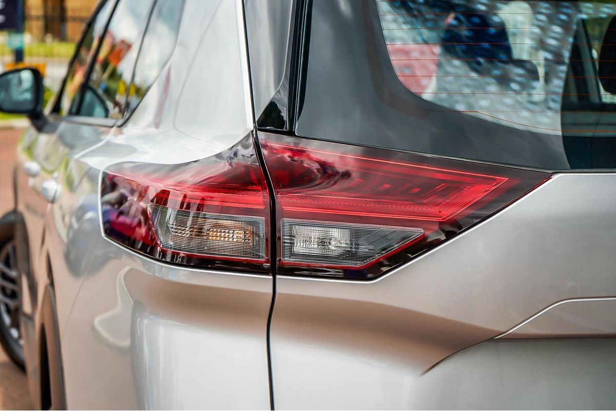 2024 Nissan X-TRAIL ST T33