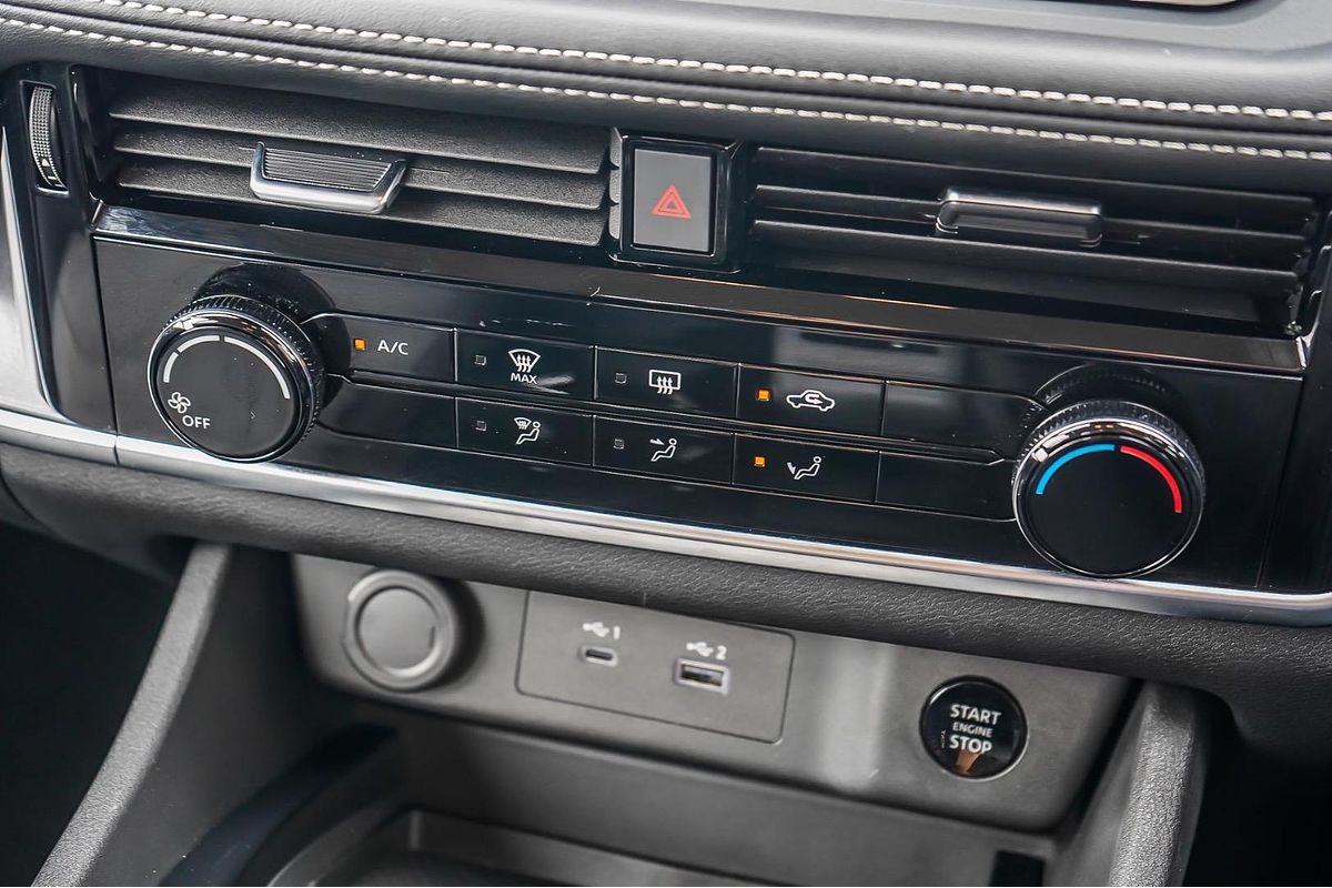 2024 Nissan X-TRAIL ST T33