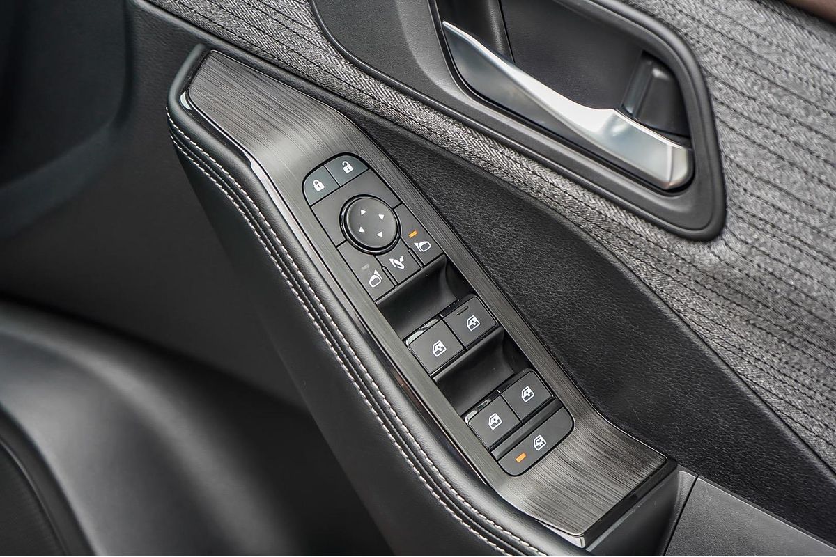 2024 Nissan X-TRAIL ST T33