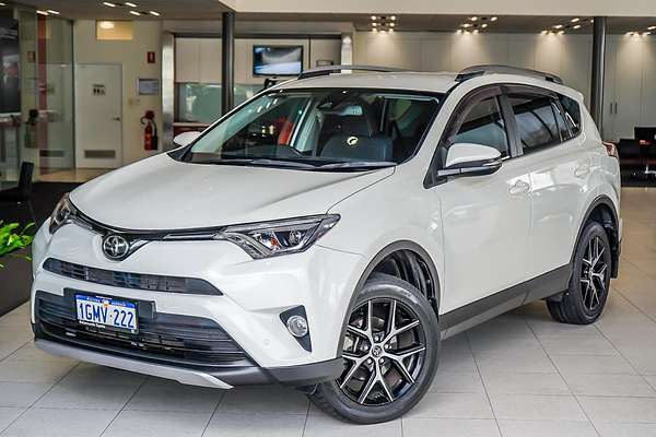 2017 Toyota RAV4 GXL ASA44R