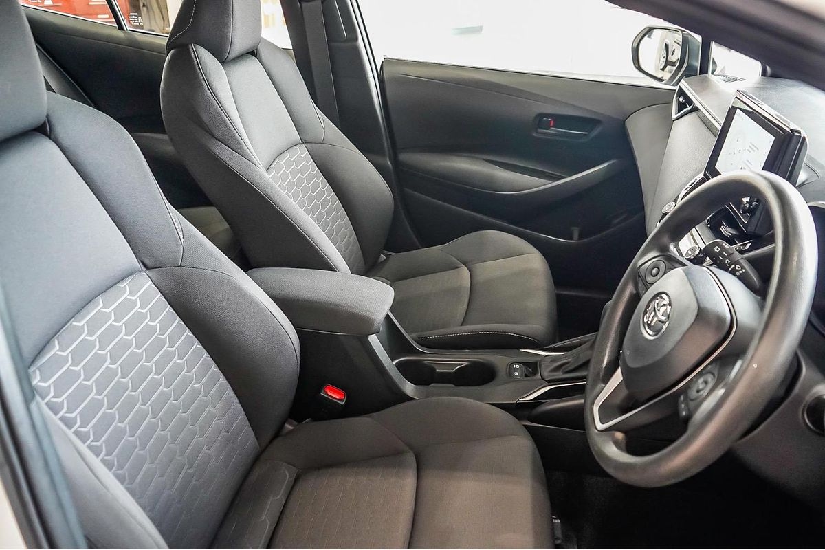 2024 Toyota Corolla Ascent Sport Hybrid ZWE219R