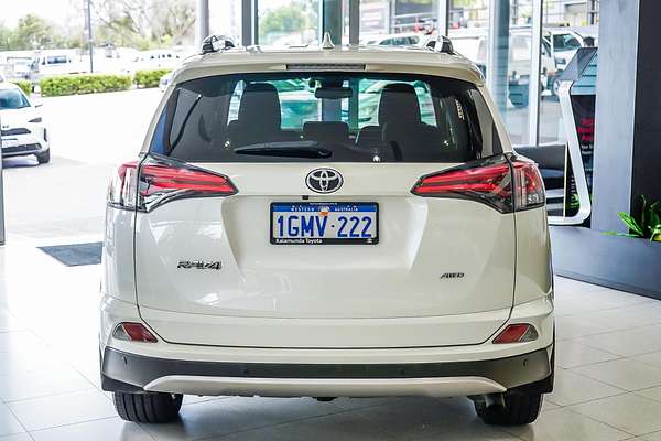 2017 Toyota RAV4 GXL ASA44R