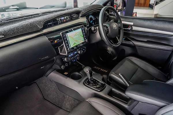 2025 Toyota Hilux Rogue 48V GUN126R 4X4