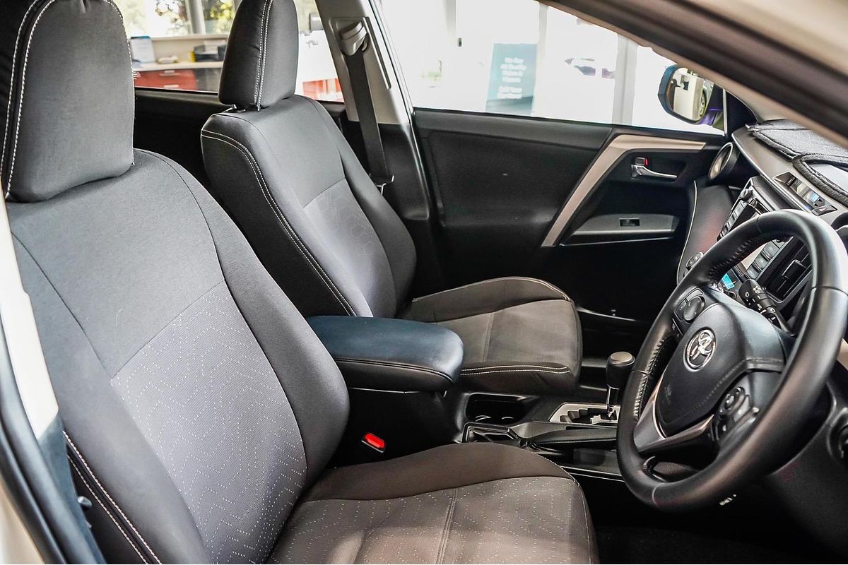 2017 Toyota RAV4 GXL ASA44R