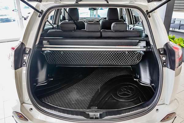 2017 Toyota RAV4 GXL ASA44R