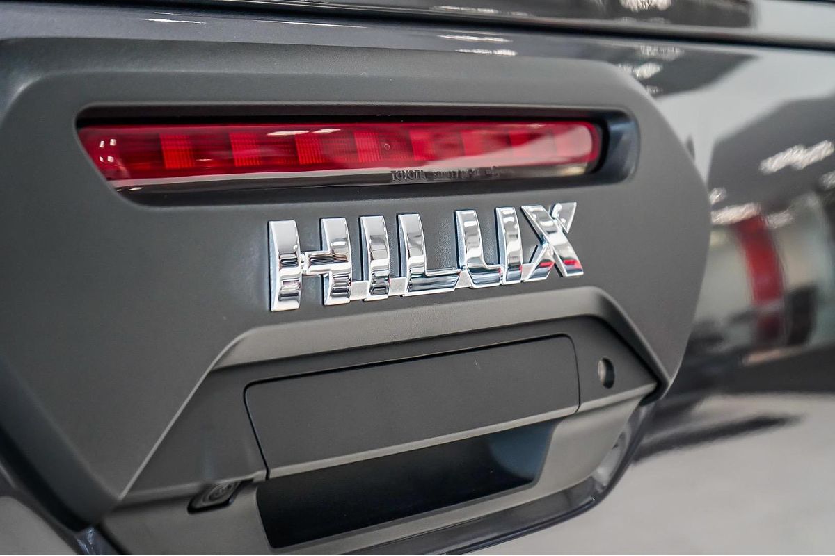 2025 Toyota Hilux Rogue 48V GUN126R 4X4