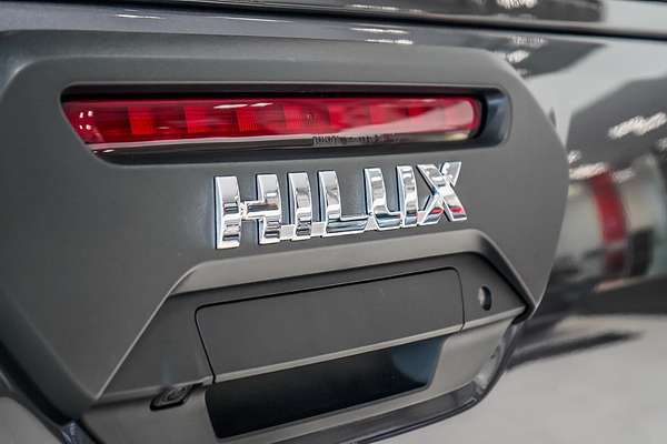 2025 Toyota Hilux Rogue 48V GUN126R 4X4