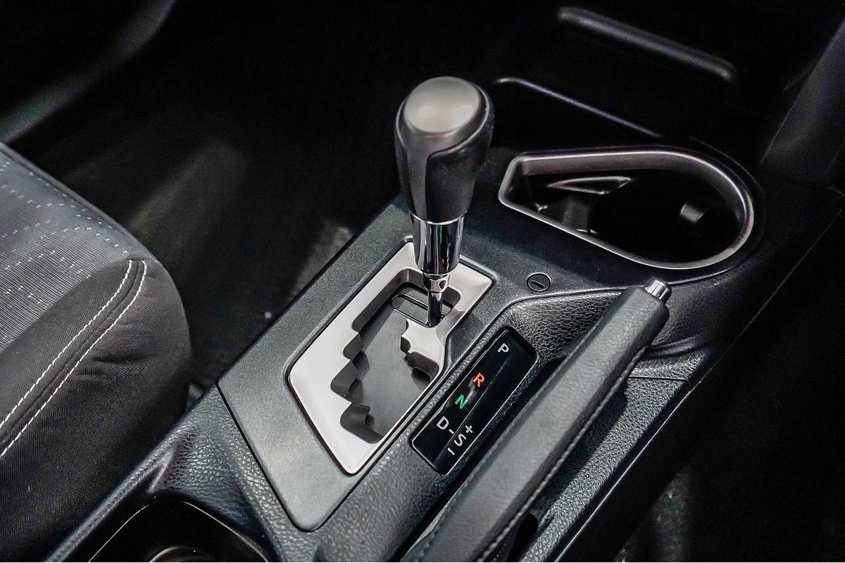 2017 Toyota RAV4 GXL ASA44R