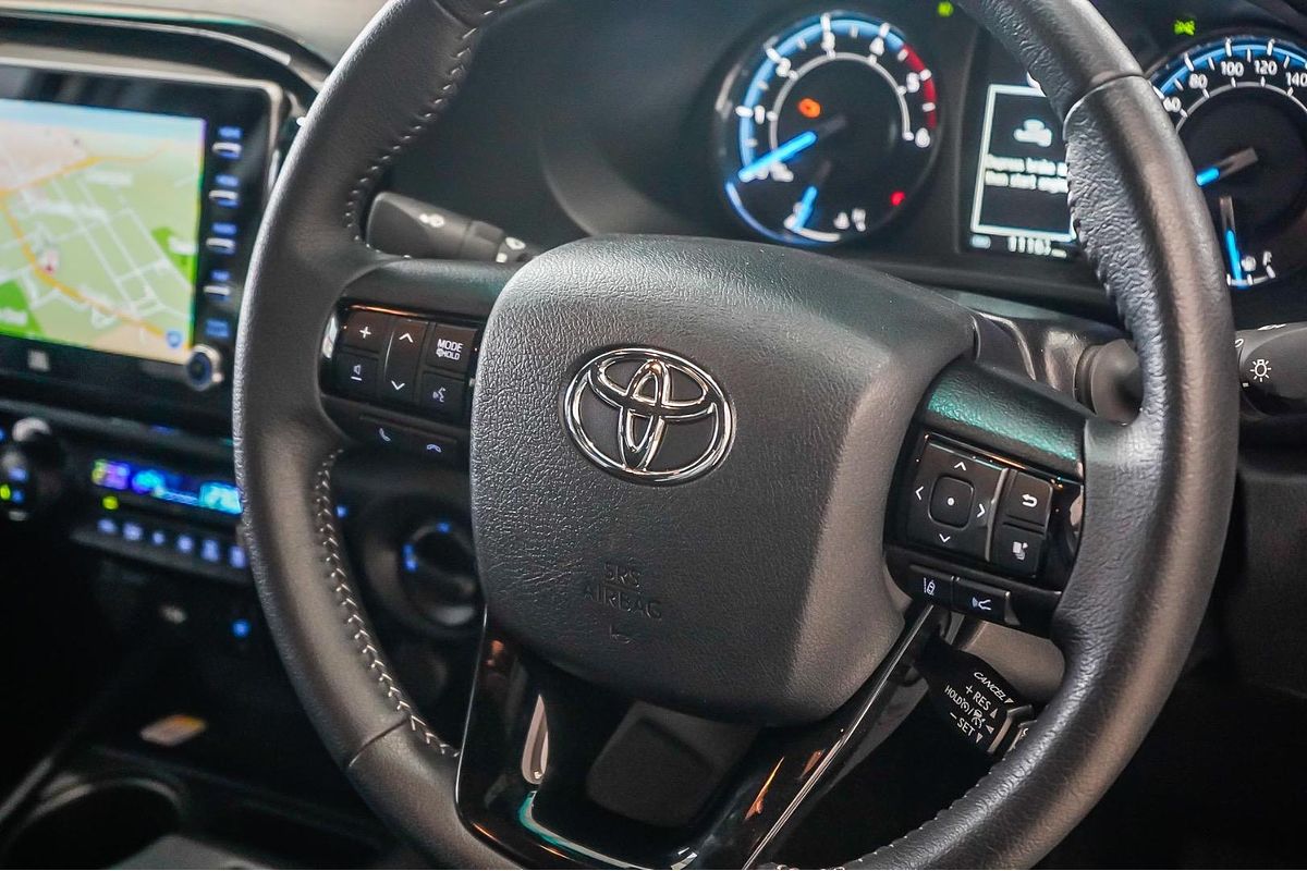 2025 Toyota Hilux Rogue 48V GUN126R 4X4