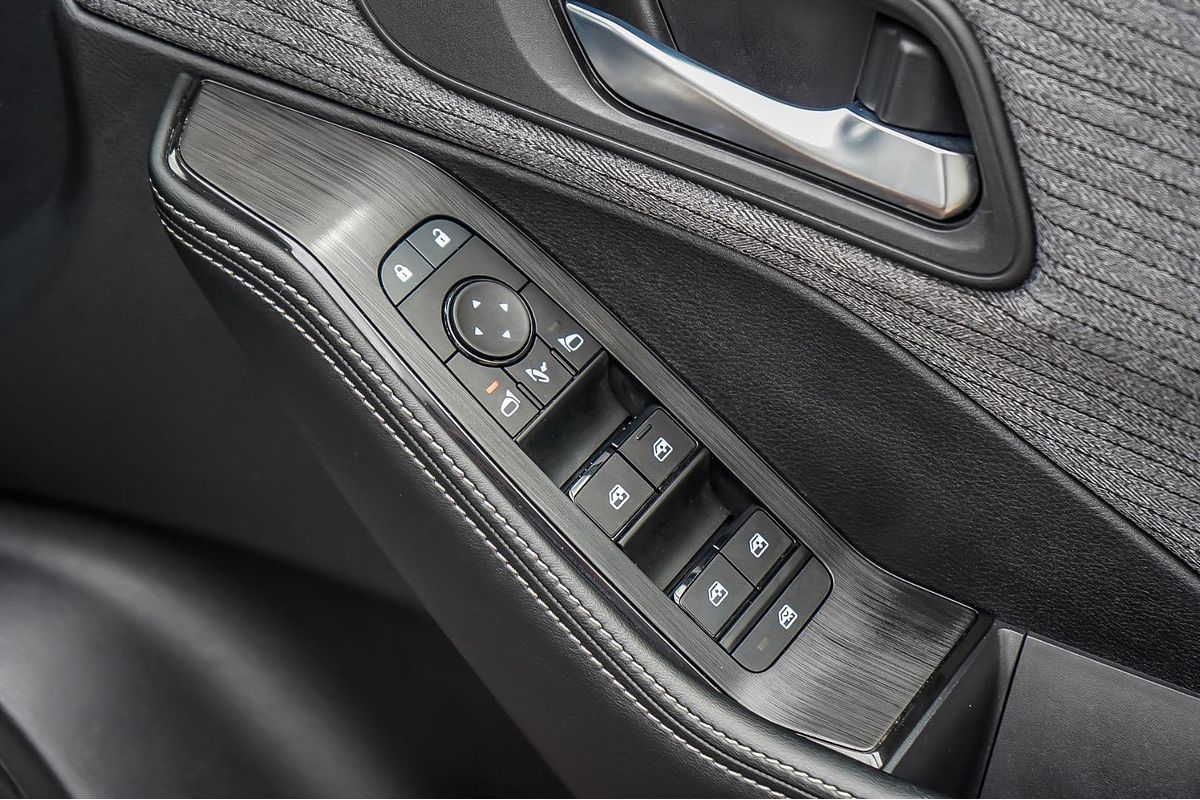 2024 Nissan X-TRAIL ST T33