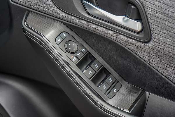 2024 Nissan X-TRAIL ST T33