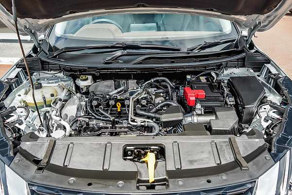 2024 Nissan X-TRAIL ST T33