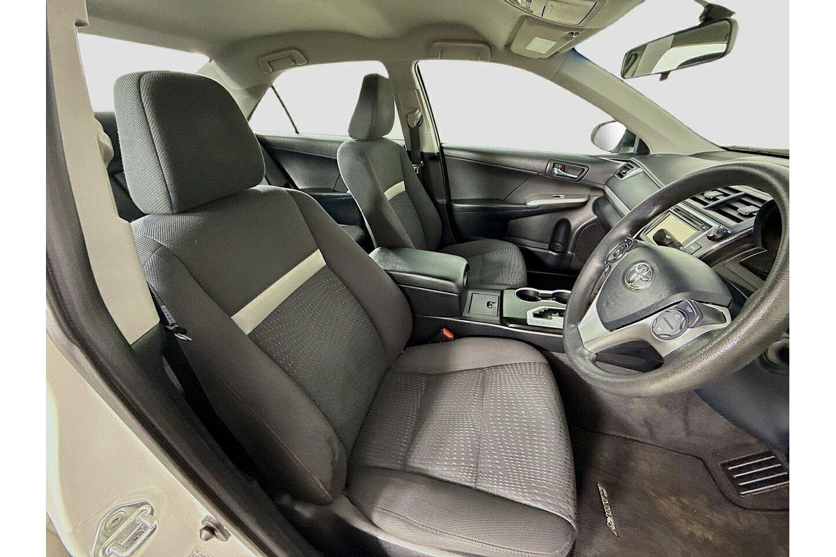 2014 Toyota Camry Hybrid H AVV50R