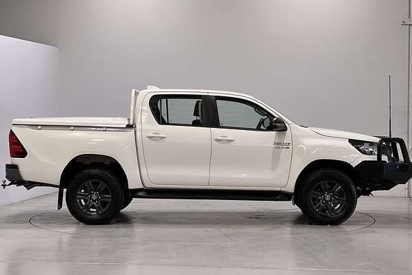 2022 Toyota Hilux SR GUN126R 4X4
