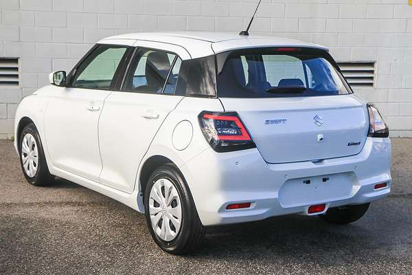2025 Suzuki Swift Hybrid UZ