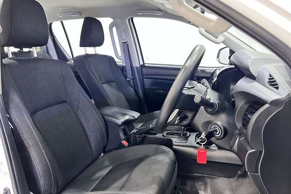 2022 Toyota Hilux SR GUN126R 4X4