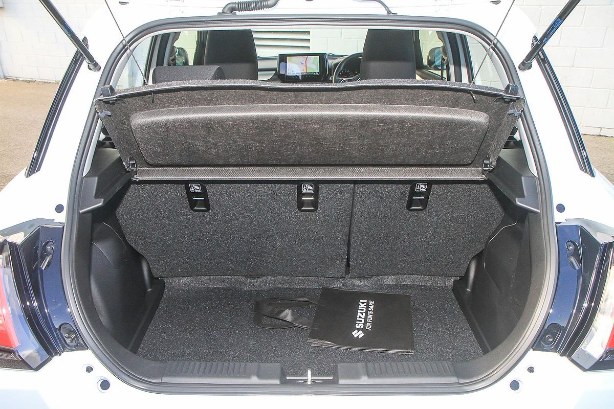 2025 Suzuki Swift Hybrid UZ