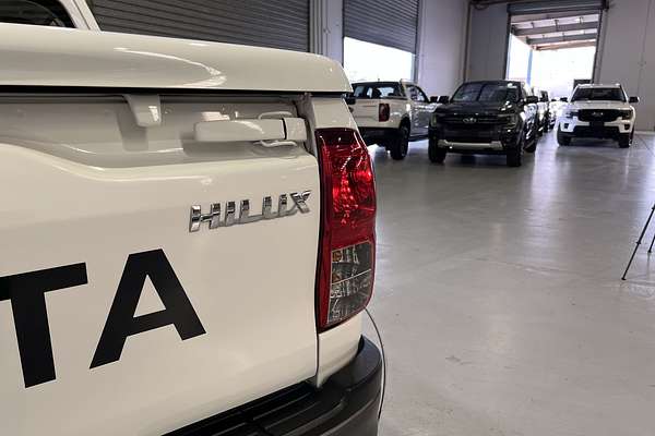 2022 Toyota Hilux SR GUN126R 4X4