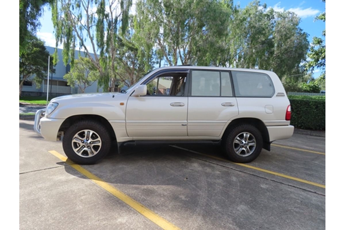 2002 Lexus LX LX470 UZJ100R