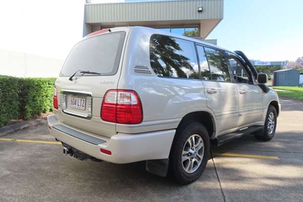 2002 Lexus LX LX470 UZJ100R