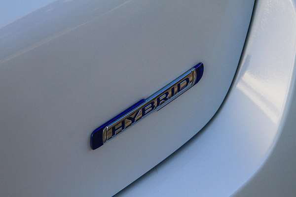 2025 Suzuki Swift Hybrid UZ