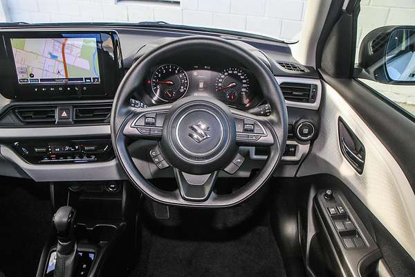 2025 Suzuki Swift Hybrid UZ