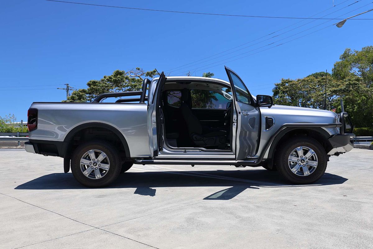 2025 Ford Ranger XLT  4X4 2.0L
