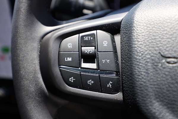 2025 Ford Ranger XLT  4X4 2.0L