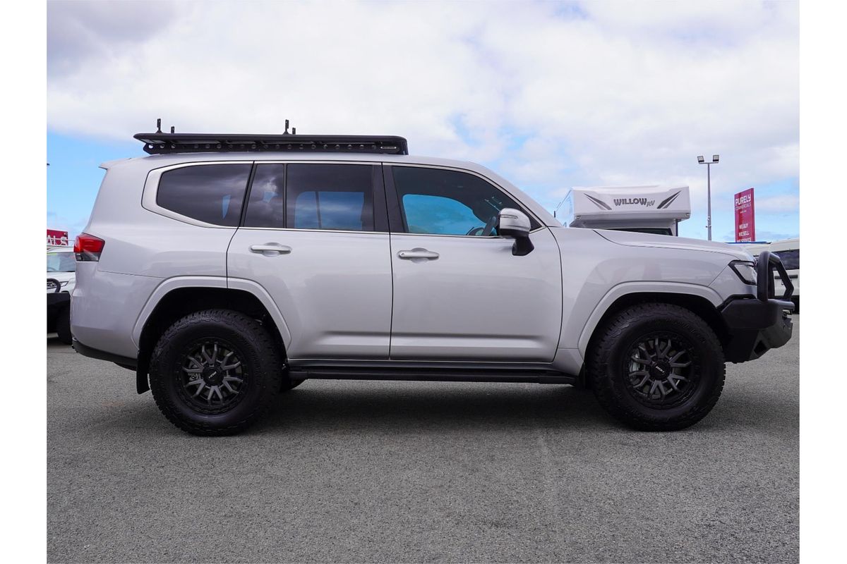 2024 Toyota Landcruiser VX FJA300R