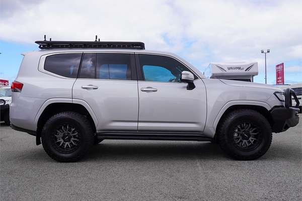 2024 Toyota Landcruiser VX FJA300R