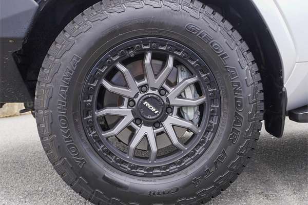 2024 Toyota Landcruiser VX FJA300R