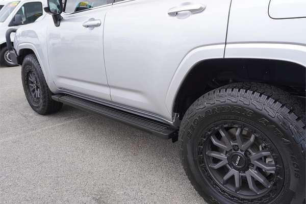 2024 Toyota Landcruiser VX FJA300R