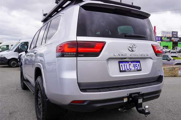 2024 Toyota Landcruiser VX FJA300R