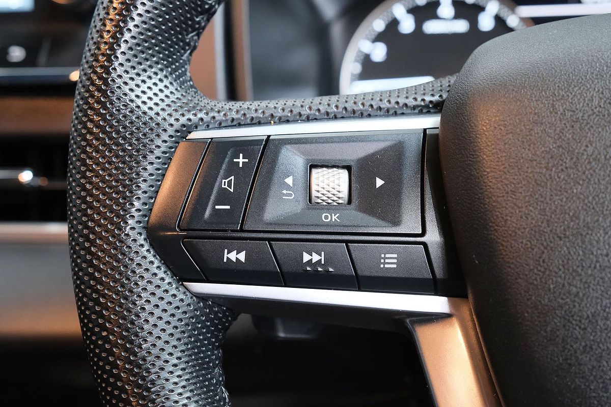 2023 Mitsubishi Outlander LS ZM