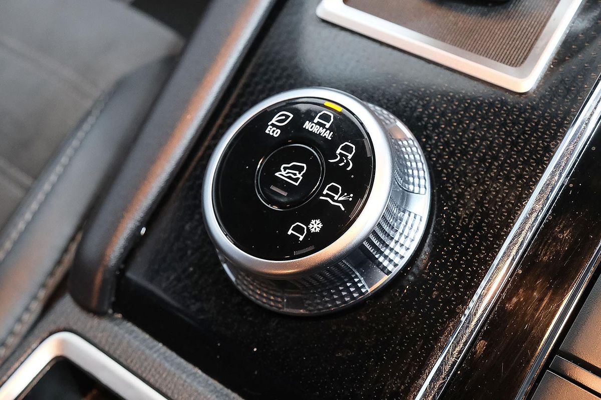 2023 Mitsubishi Outlander LS ZM