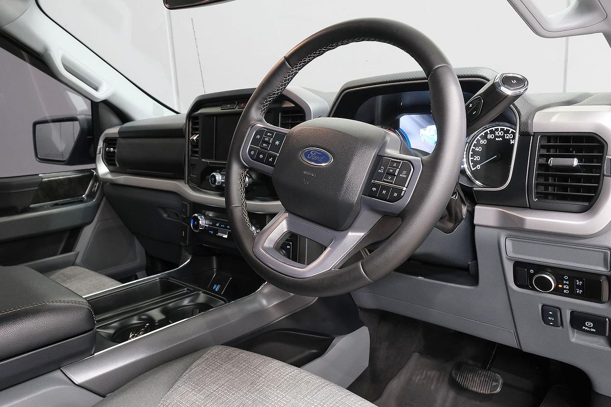 2023 Ford F-150 XLT 4X4 SWB