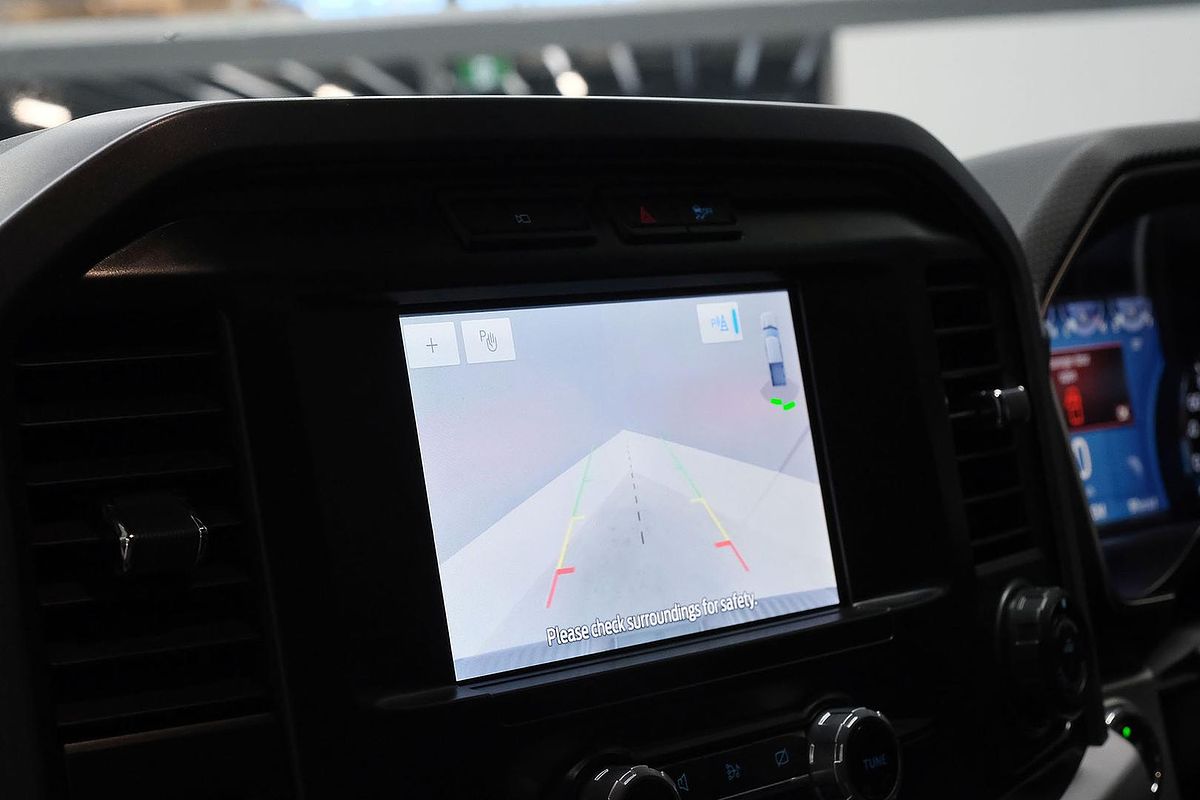 2023 Ford F-150 XLT 4X4 SWB