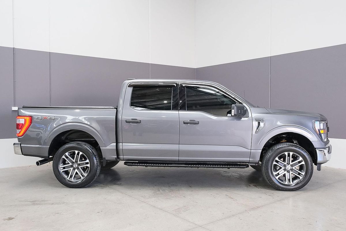2023 Ford F-150 XLT 4X4 SWB