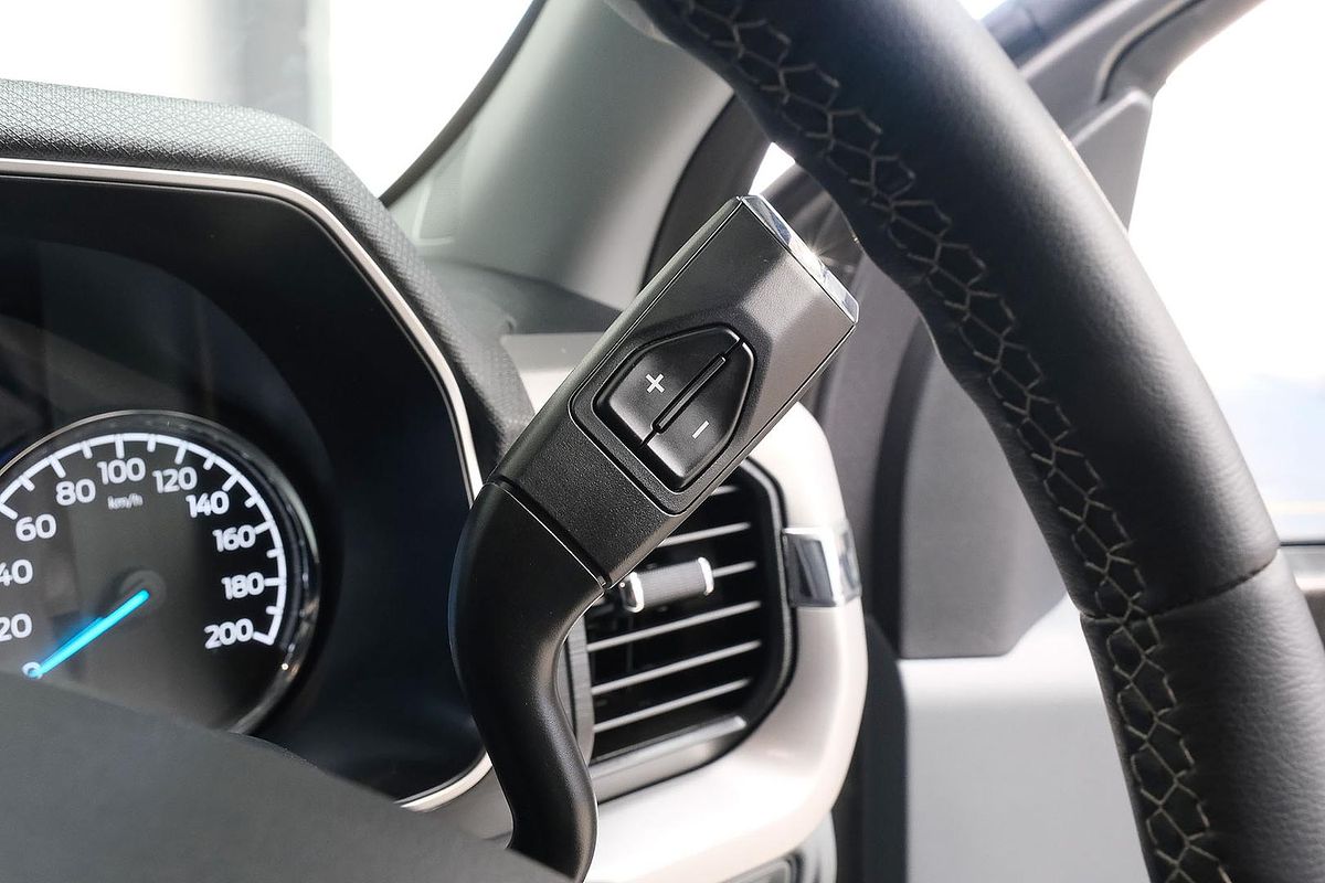 2023 Ford F-150 XLT 4X4 SWB