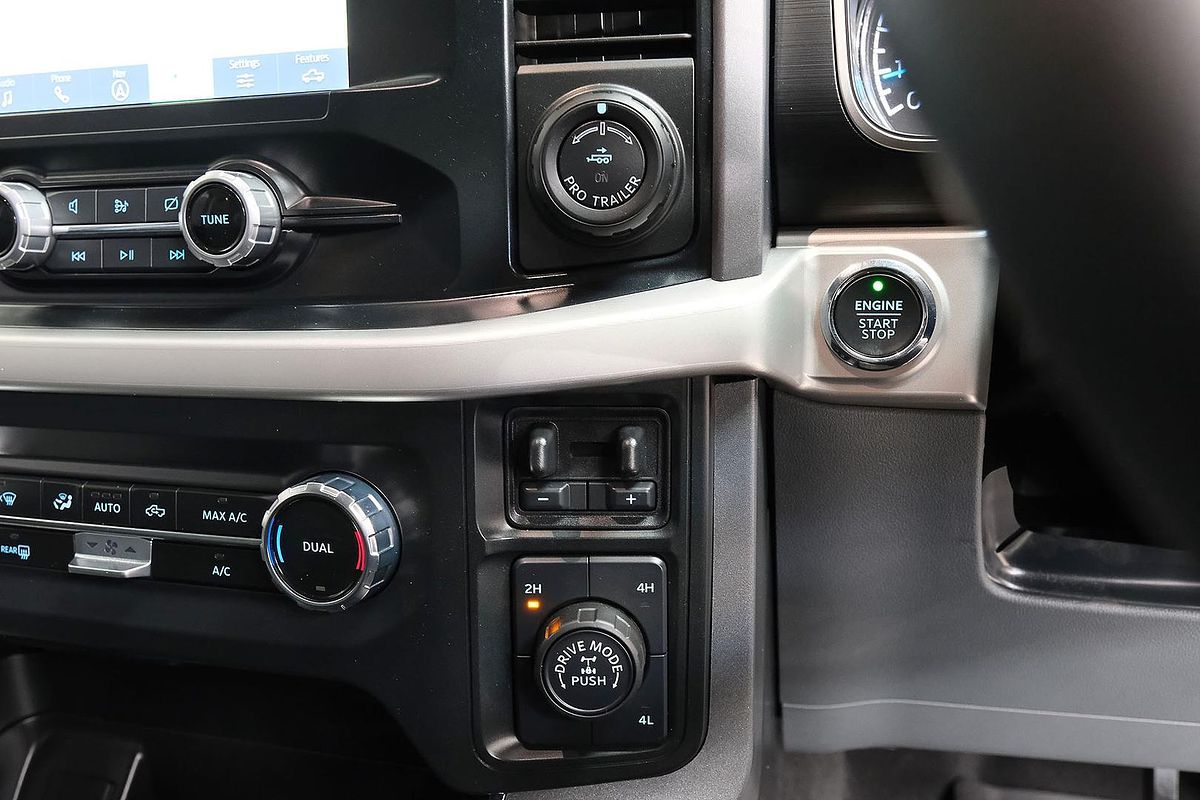 2023 Ford F-150 XLT 4X4 SWB