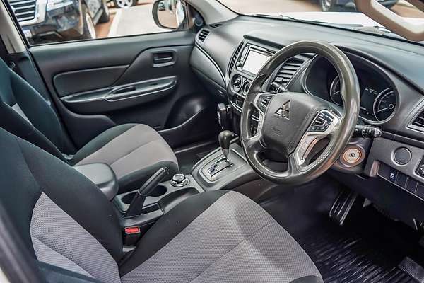 2021 Mitsubishi Triton GLX MR 4X4