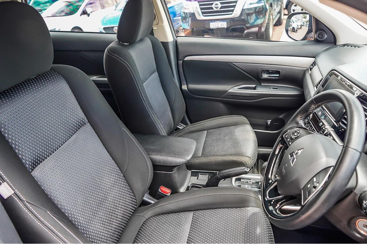 2017 Mitsubishi Outlander ES ZL