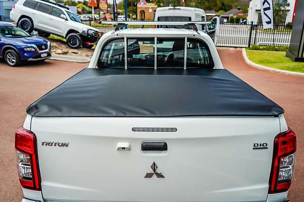 2021 Mitsubishi Triton GLX MR 4X4