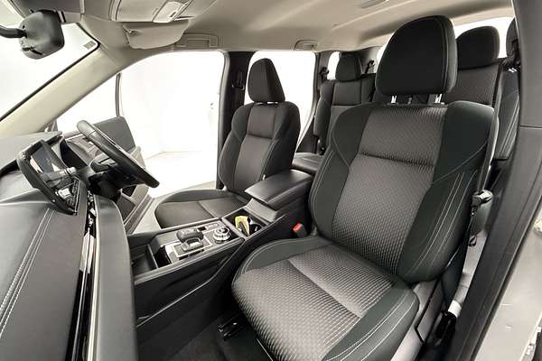 2023 Mitsubishi Outlander ES ZM