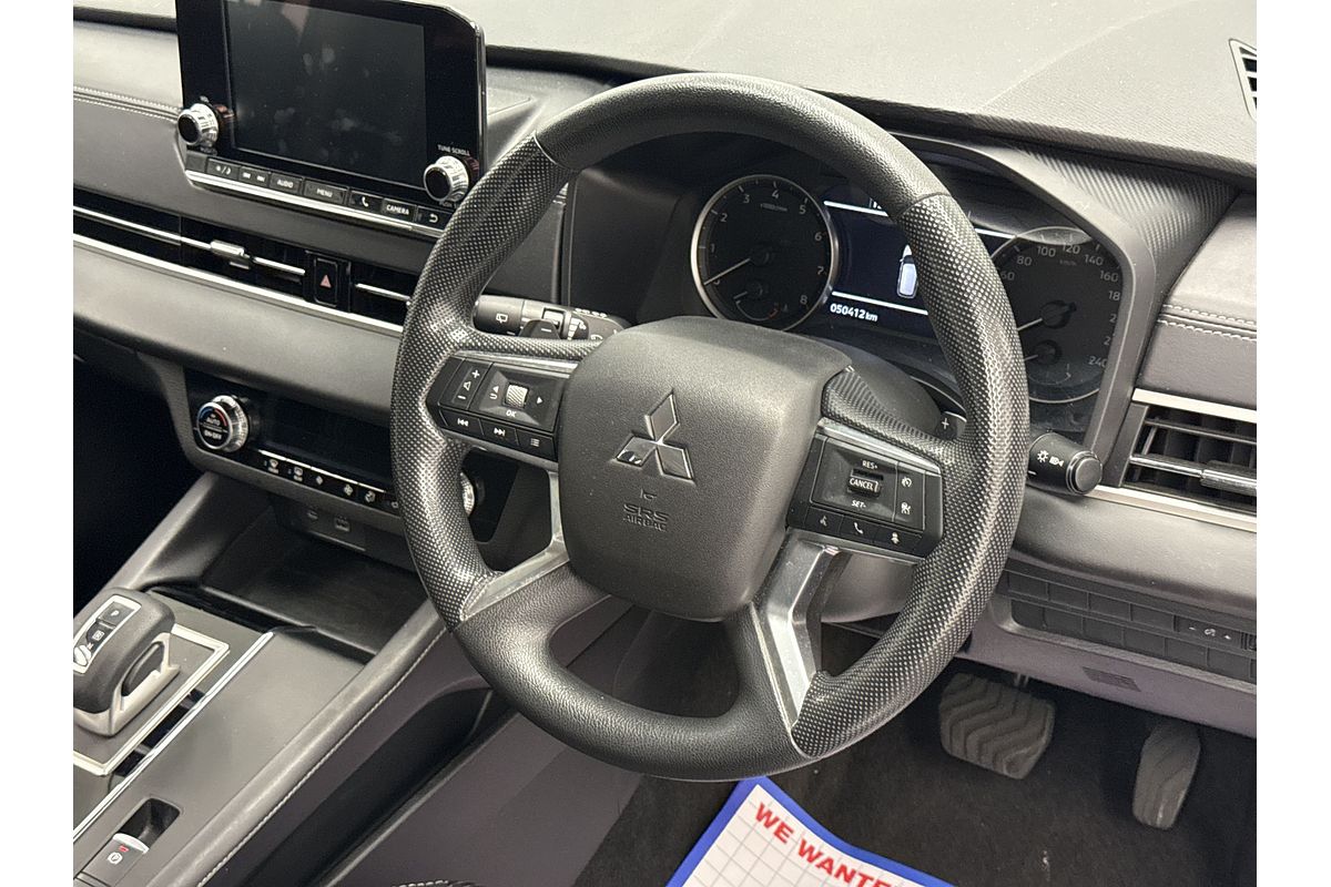 2023 Mitsubishi Outlander ES ZM
