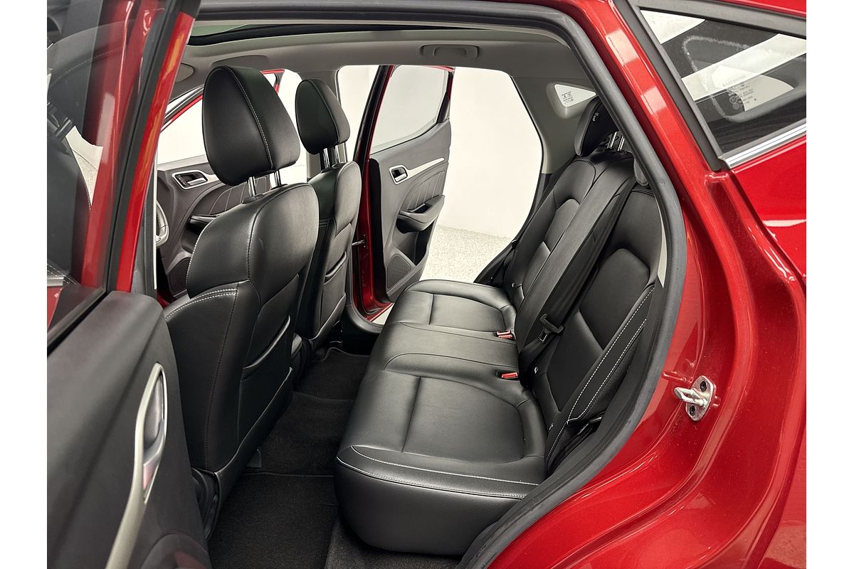 2020 MG ZS Essence AZS1