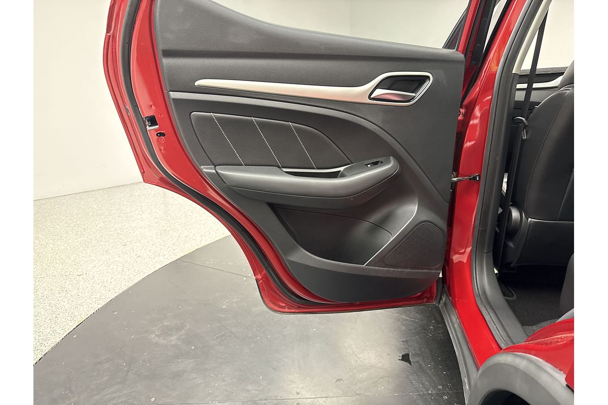 2020 MG ZS Essence AZS1