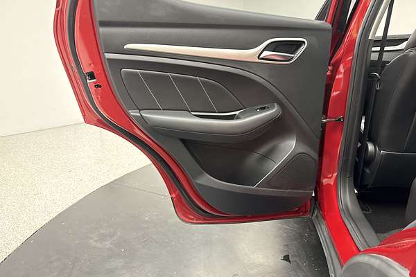 2020 MG ZS Essence AZS1